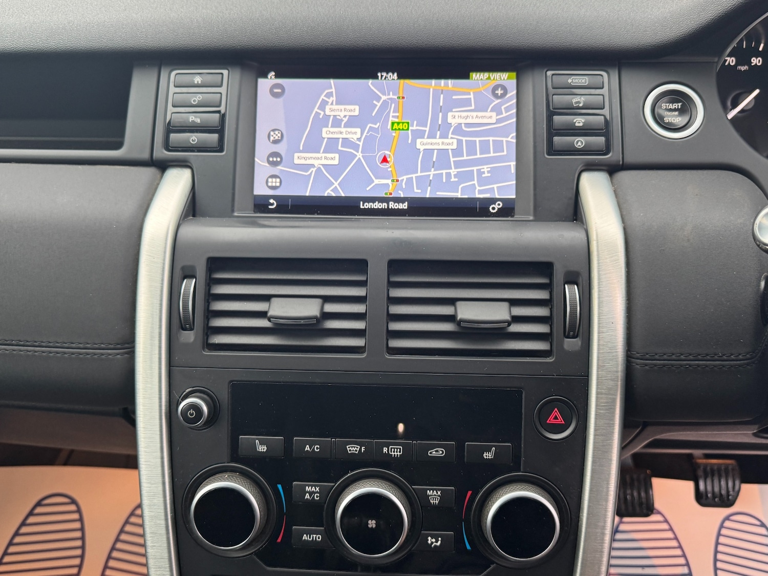 Used Land Rover Discovery Sport 2017 for sale - 76316677: Photo 40