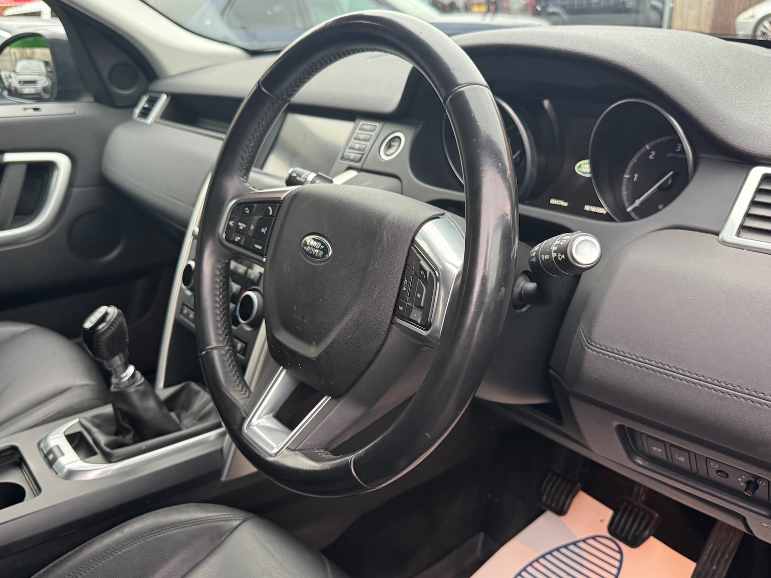 Used Land Rover Discovery Sport 2017 for sale - 76316677: Photo 44