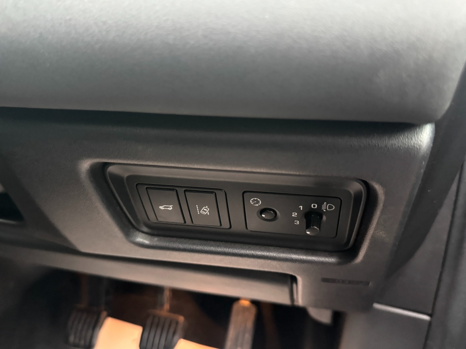 Used Land Rover Discovery Sport 2017 for sale - 76316677: Photo 45