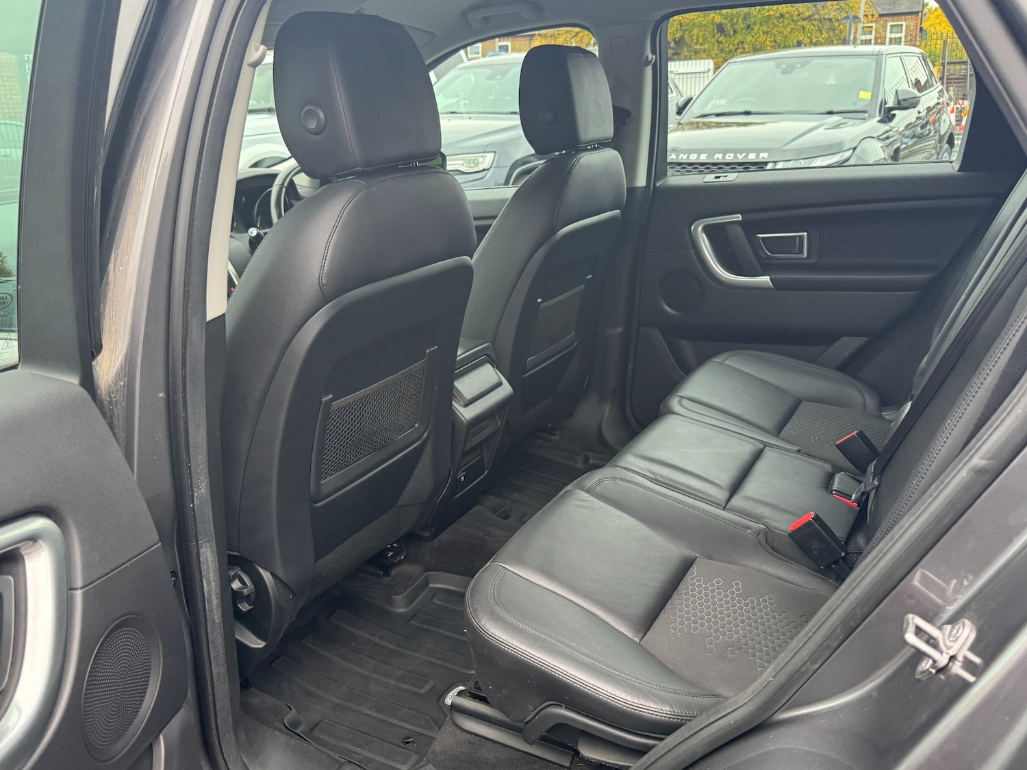 Used Land Rover Discovery Sport 2017 for sale - 76316677: Photo 48