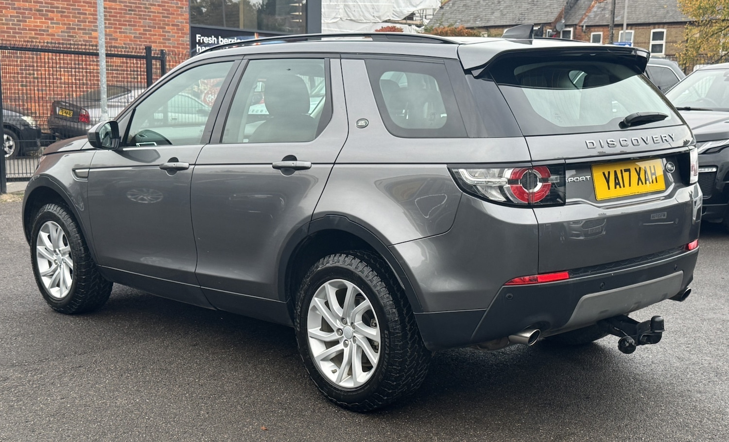 Used Land Rover Discovery Sport 2017 for sale - 76316677: Photo 5