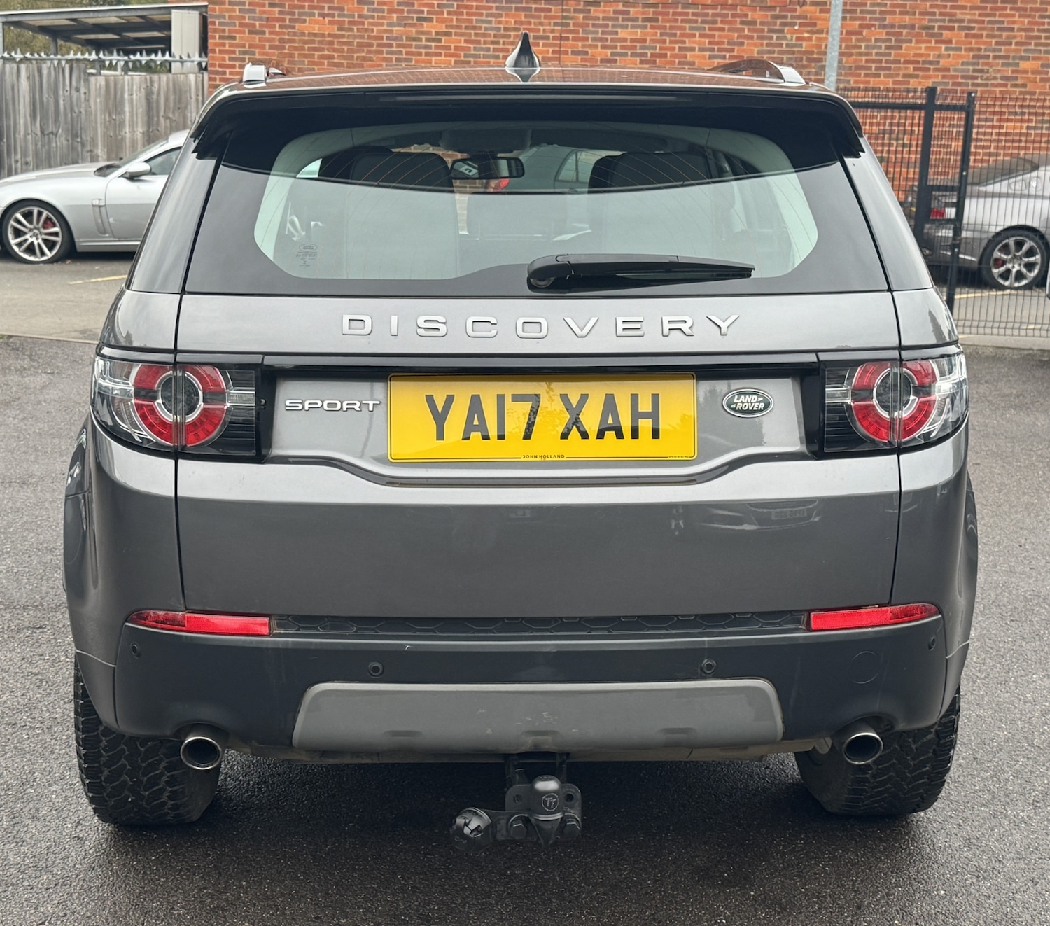 Used Land Rover Discovery Sport 2017 for sale - 76316677: Photo 6