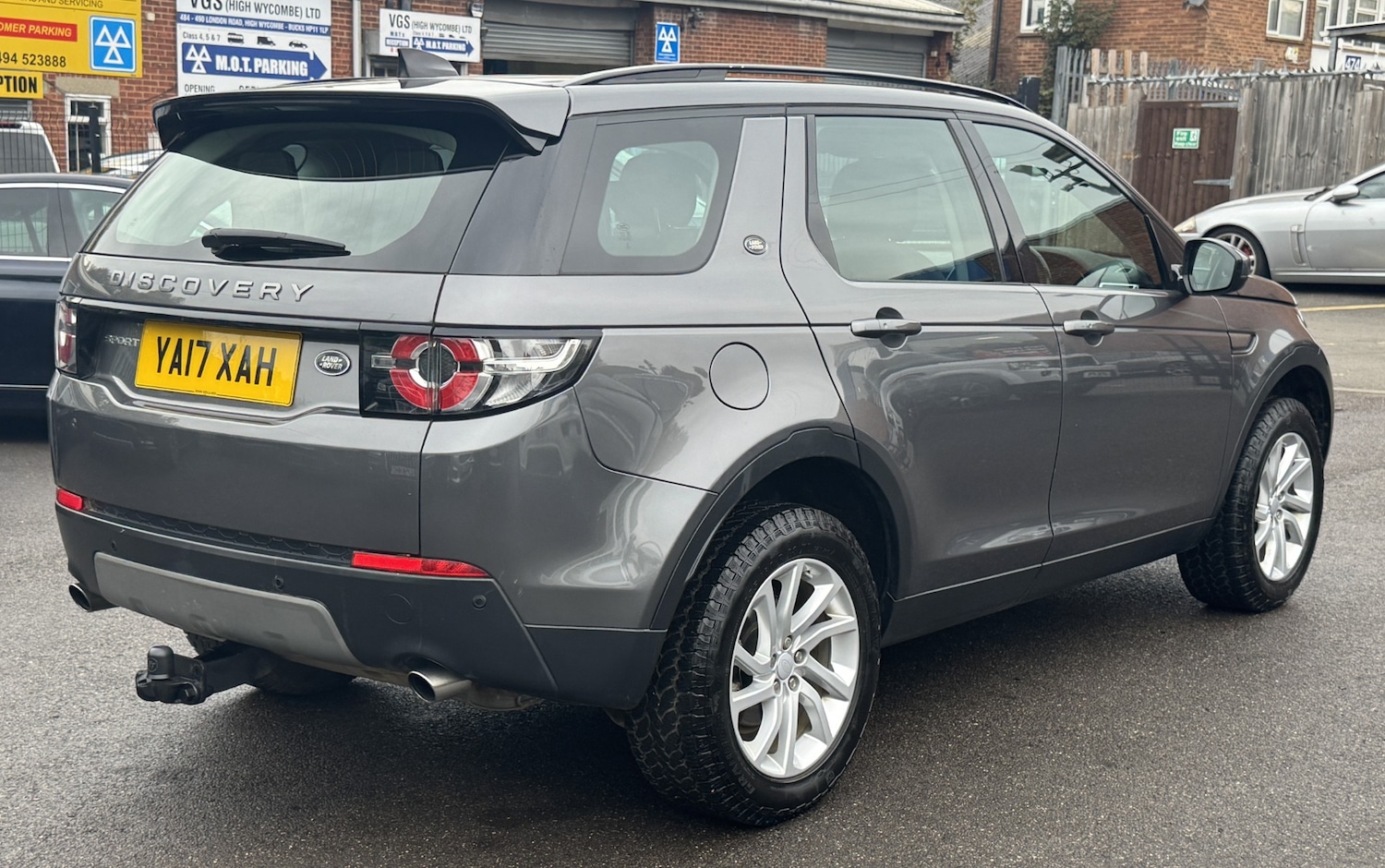 Used Land Rover Discovery Sport 2017 for sale - 76316677: Photo 7