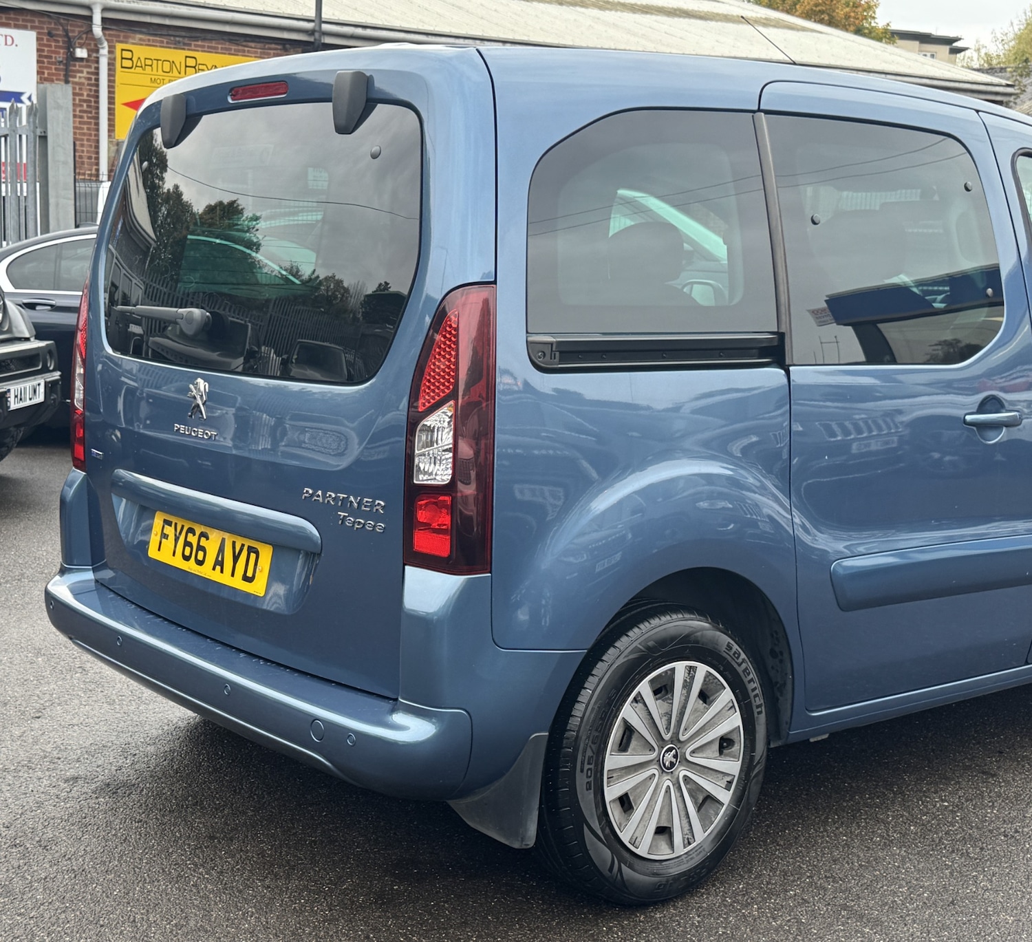 Used Peugeot Partner Tepee 2016 for sale - 76340653: Photo 17