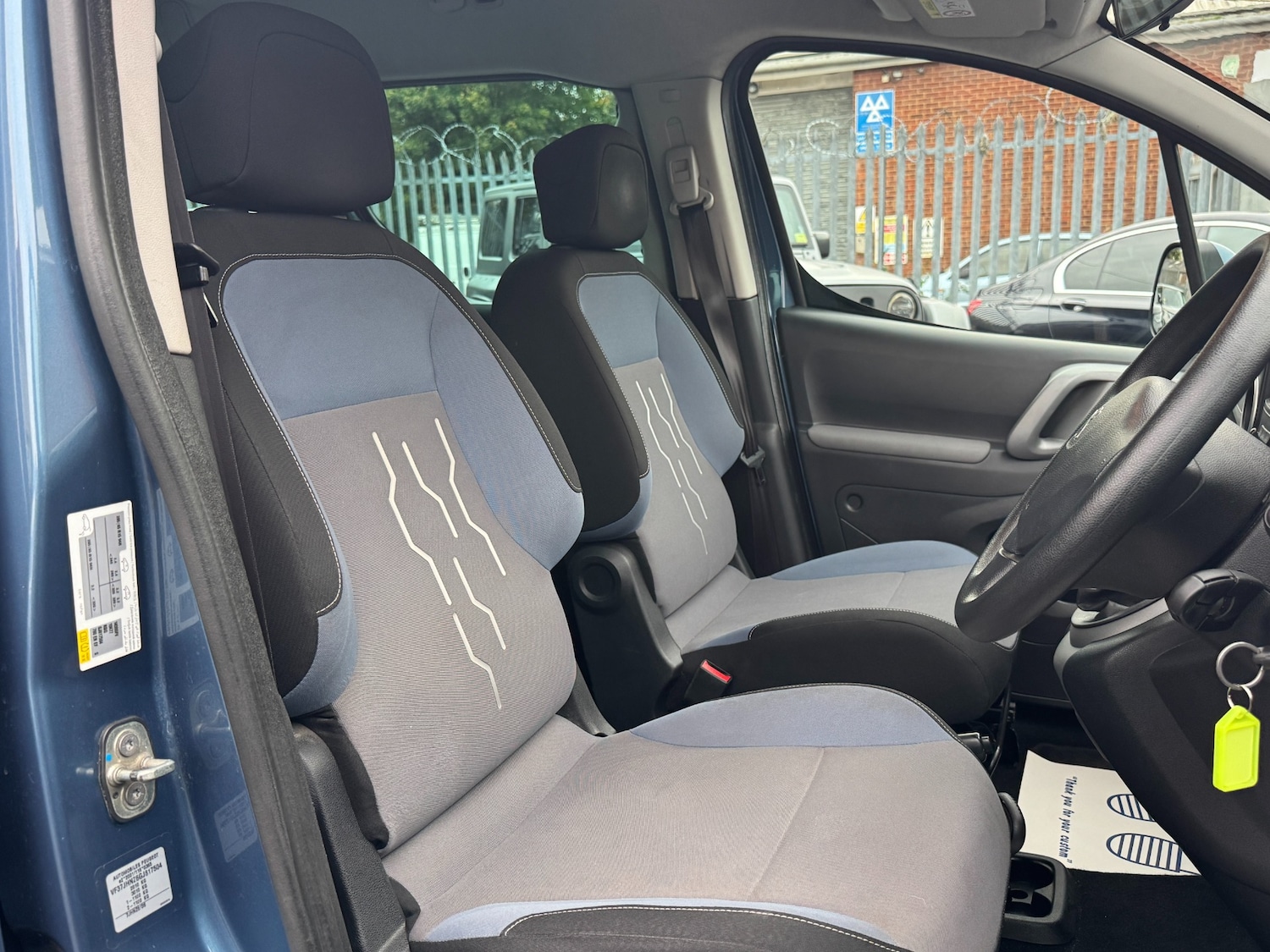 Used Peugeot Partner Tepee 2016 for sale - 76340653: Photo 27