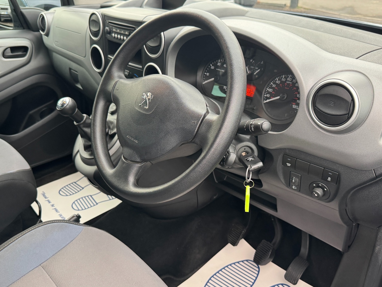 Used Peugeot Partner Tepee 2016 for sale - 76340653: Photo 37