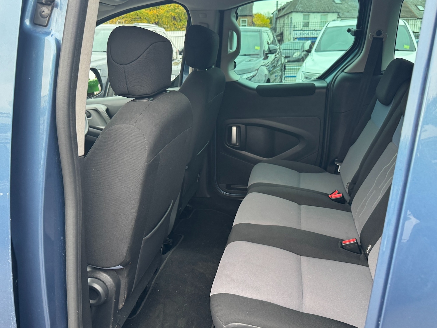 Used Peugeot Partner Tepee 2016 for sale - 76340653: Photo 43