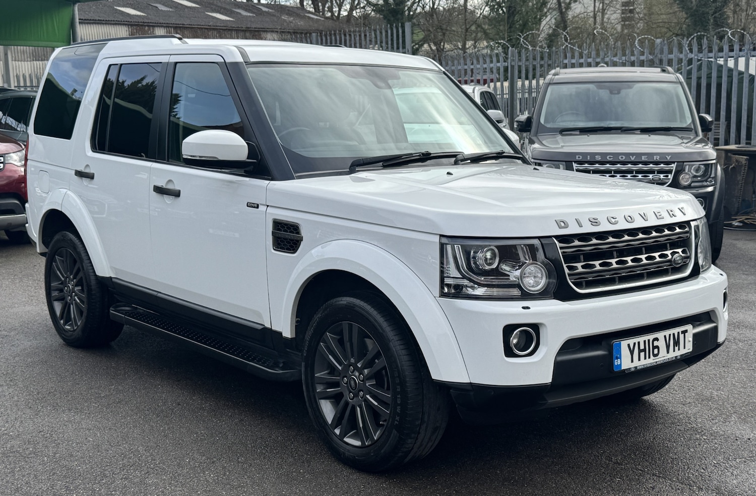 Used Land Rover Discovery 2016 for sale - 77896201: Photo 12