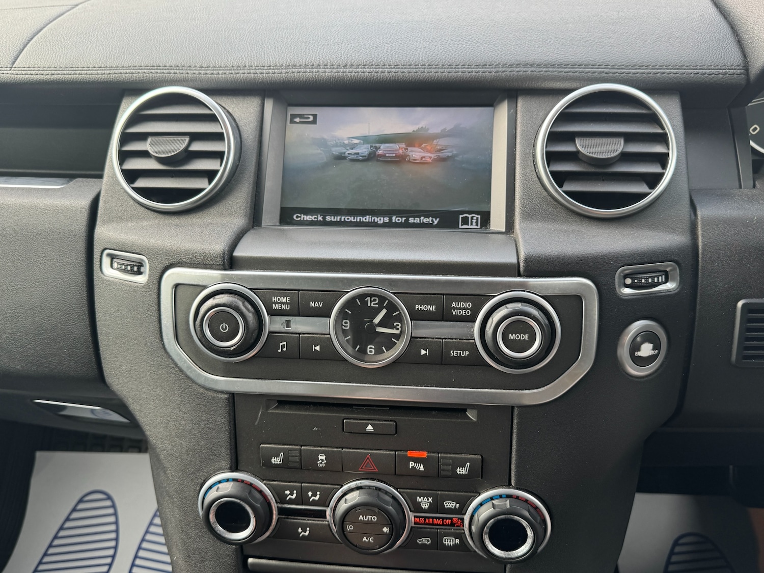 Used Land Rover Discovery 2016 for sale - 77896201: Photo 40