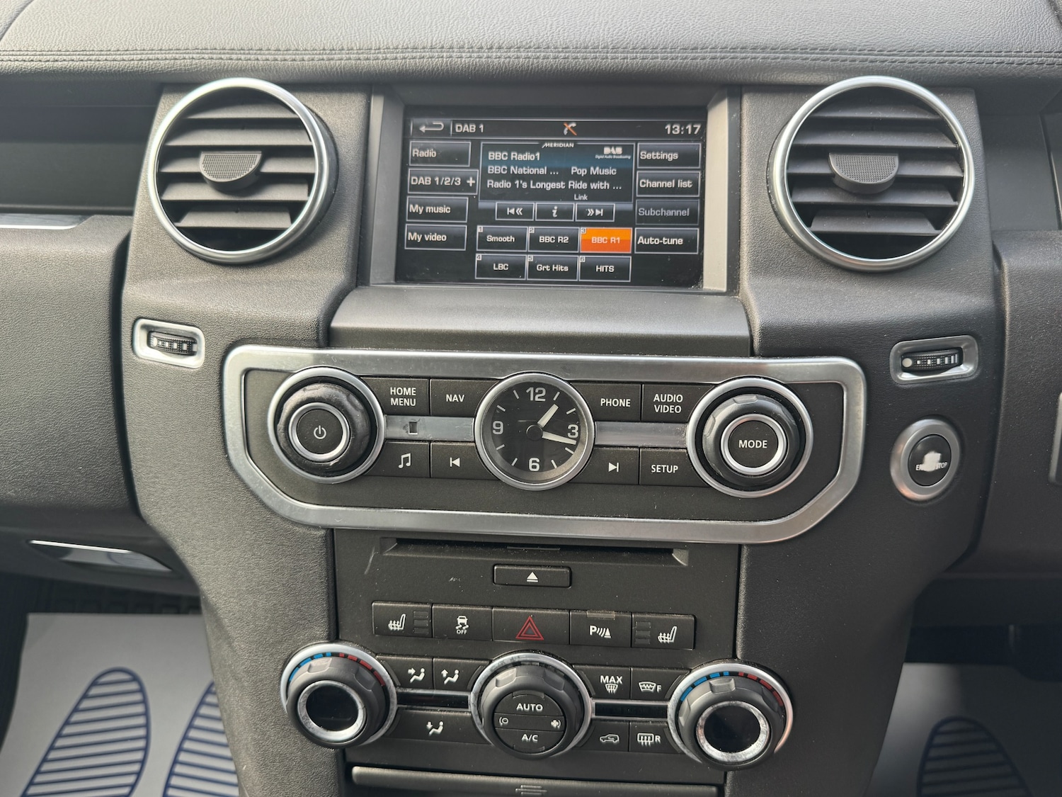 Used Land Rover Discovery 2016 for sale - 77896201: Photo 46