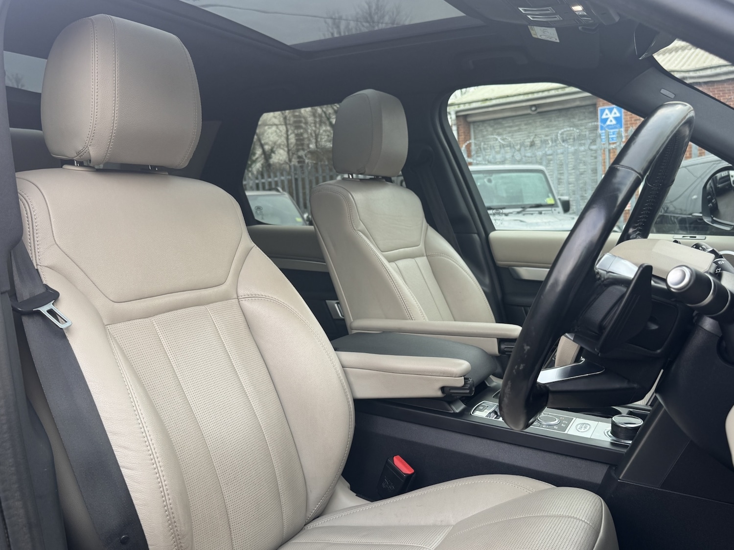 Used Land Rover Discovery 2020 for sale - 77080682: Photo 31