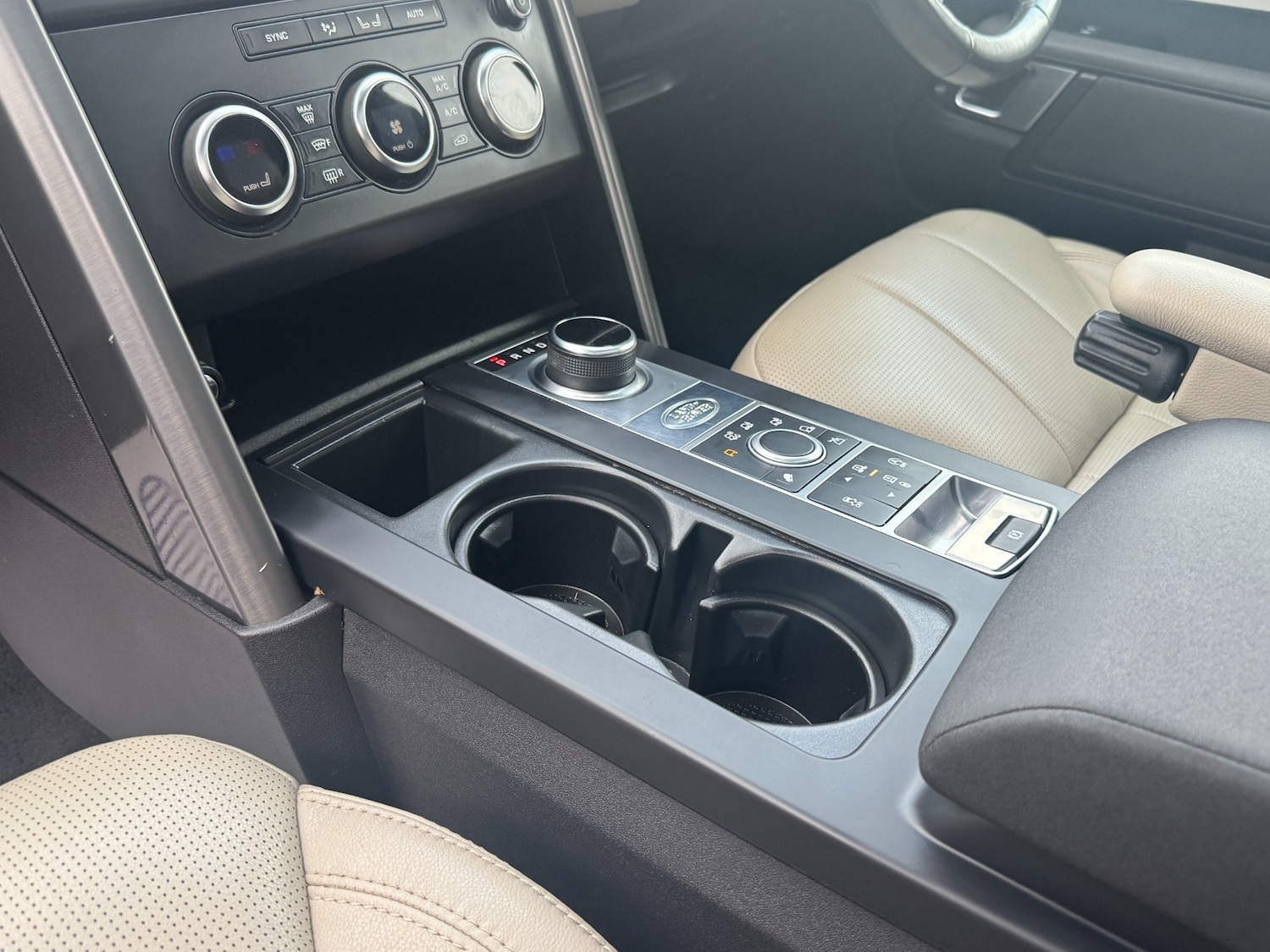 Used Land Rover Discovery 2020 for sale - 77080682: Photo 33