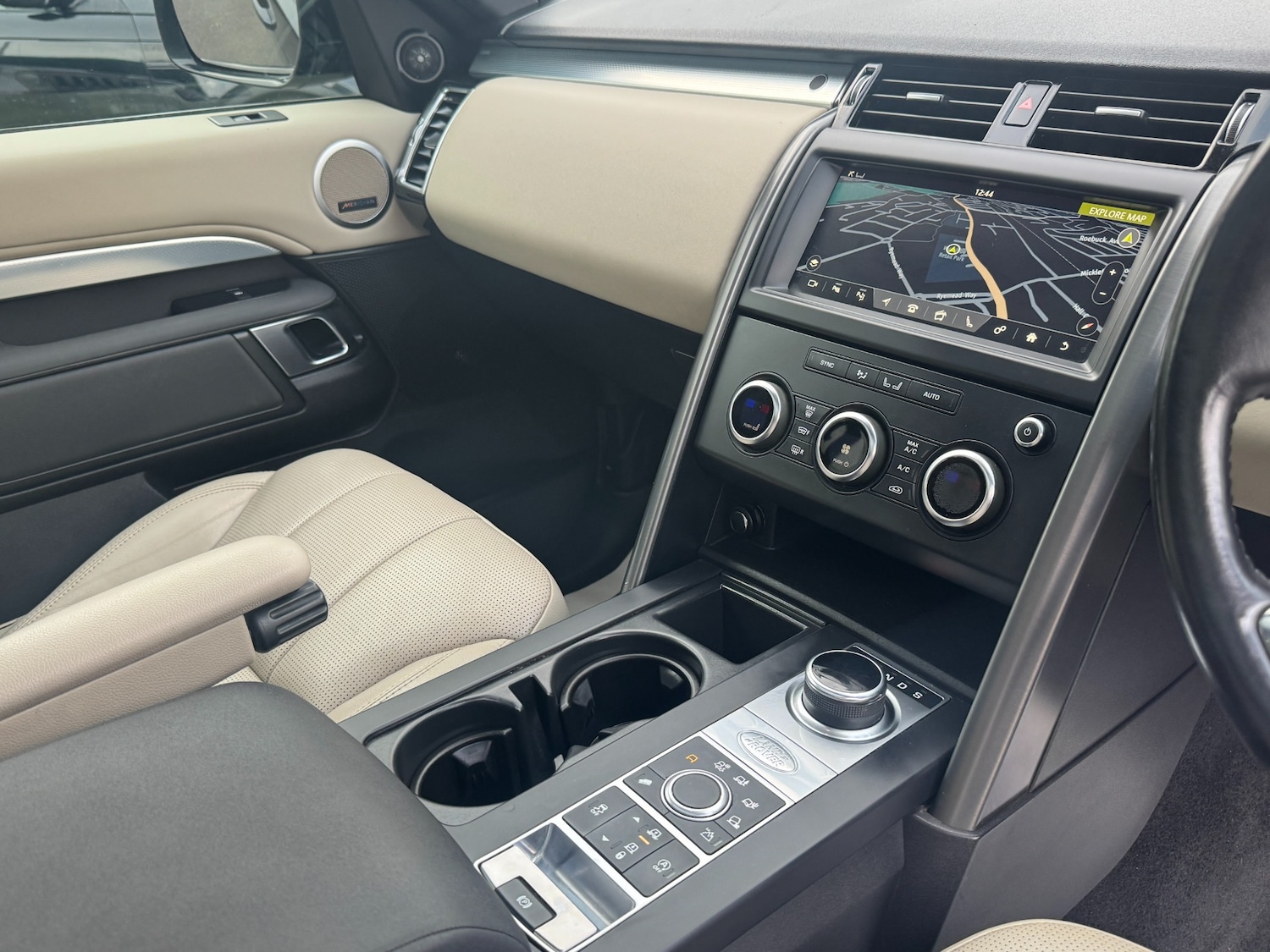 Used Land Rover Discovery 2020 for sale - 77080682: Photo 34