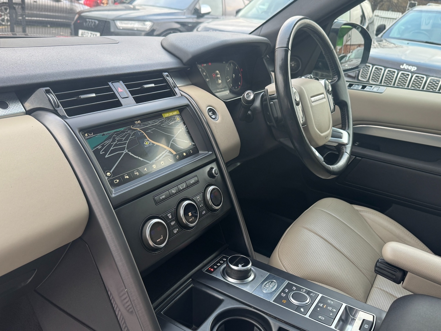 Used Land Rover Discovery 2020 for sale - 77080682: Photo 35