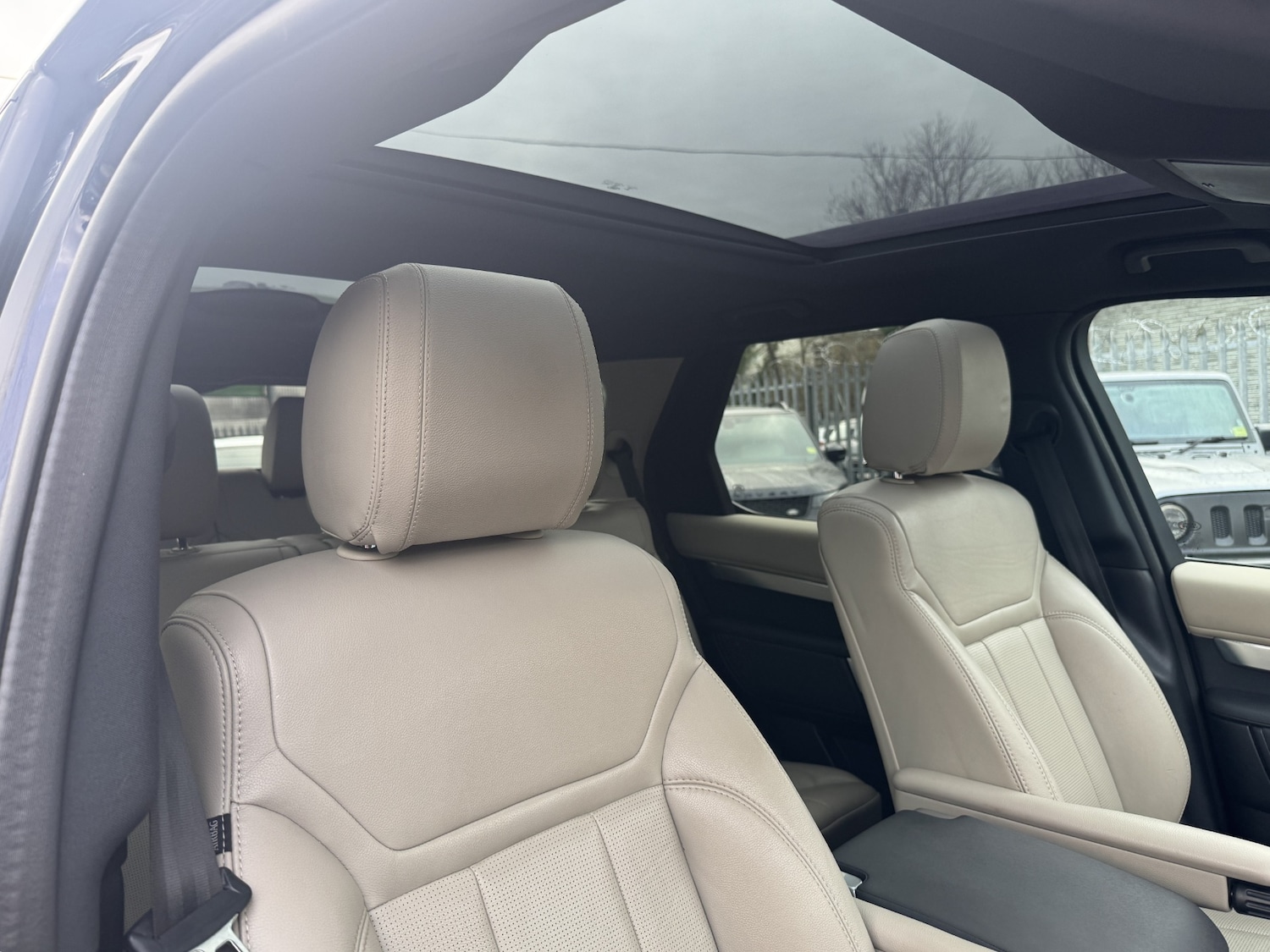 Used Land Rover Discovery 2020 for sale - 77080682: Photo 56