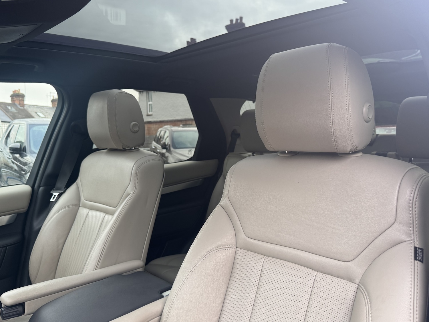 Used Land Rover Discovery 2020 for sale - 77080682: Photo 57