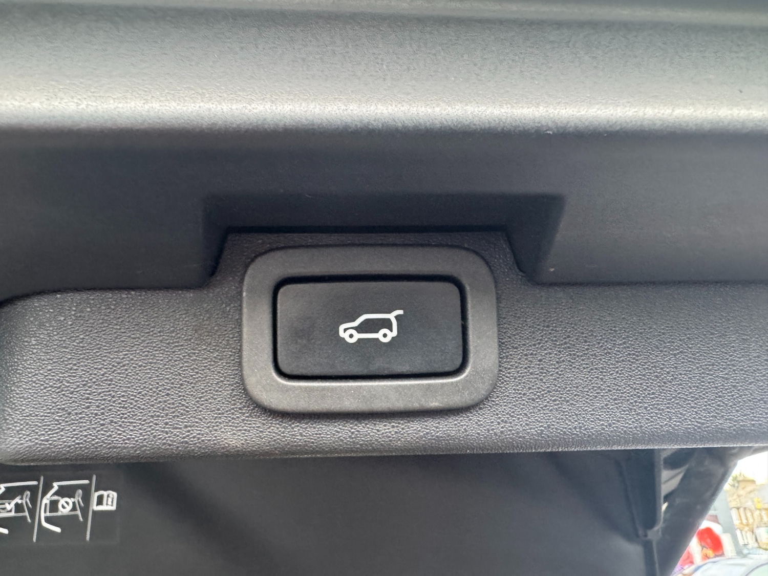 Used Land Rover Discovery 2020 for sale - 77080682: Photo 68