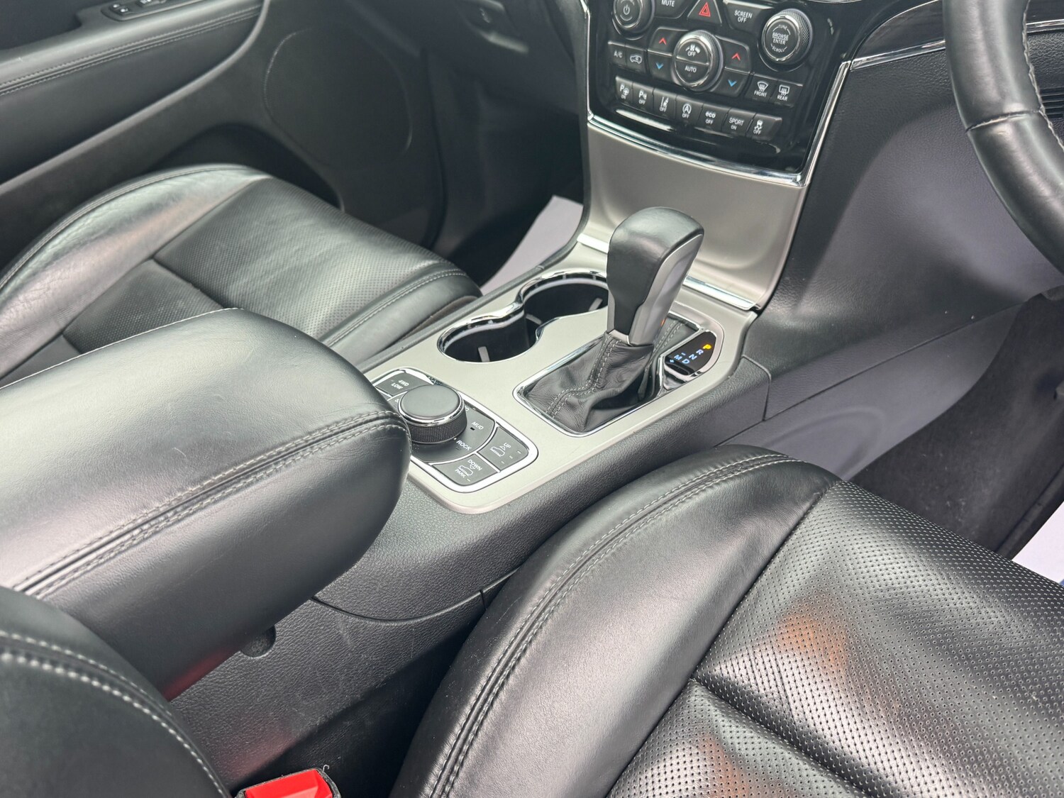 Used Jeep Grand Cherokee 2020 for sale - 78145021: Photo 32