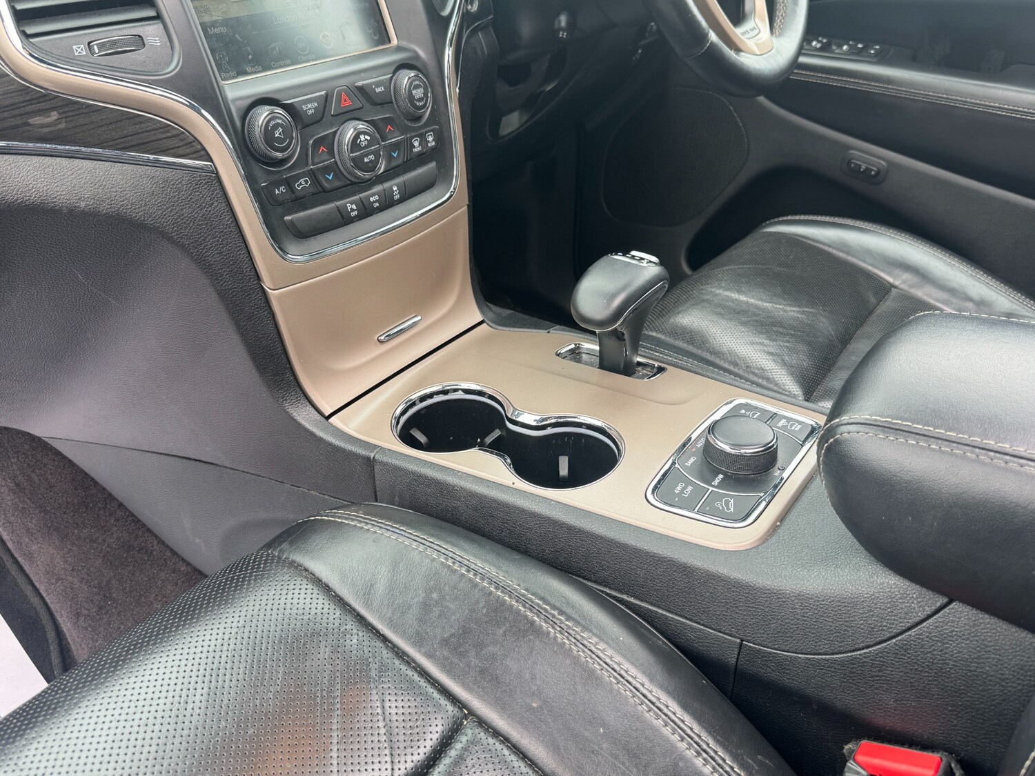 Used Jeep Grand Cherokee 2016 for sale - 78176857: Photo 33