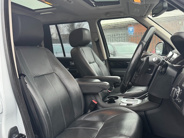 Used Land Rover Discovery 2016 for sale - 73897996: Photo 31