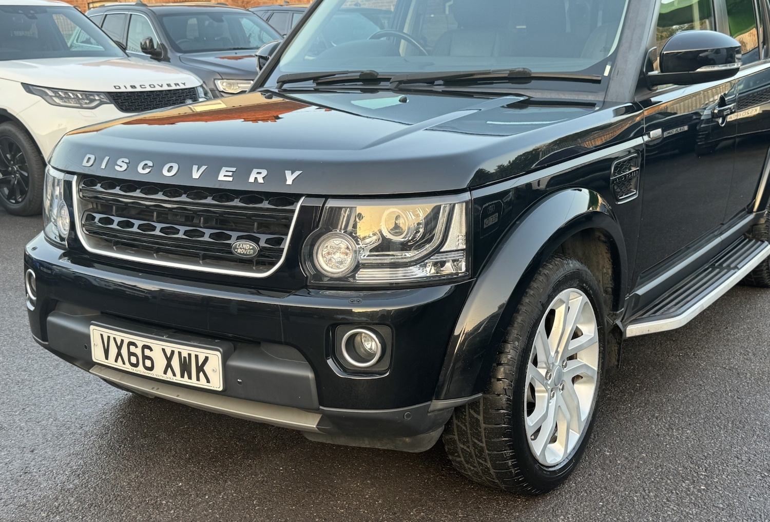 Used Land Rover Discovery 2016 for sale - 76218528: Photo 15