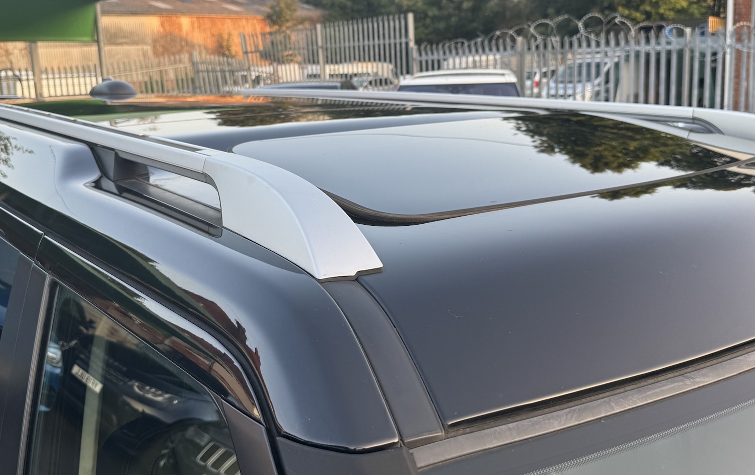 Used Land Rover Discovery 2016 for sale - 76218528: Photo 21