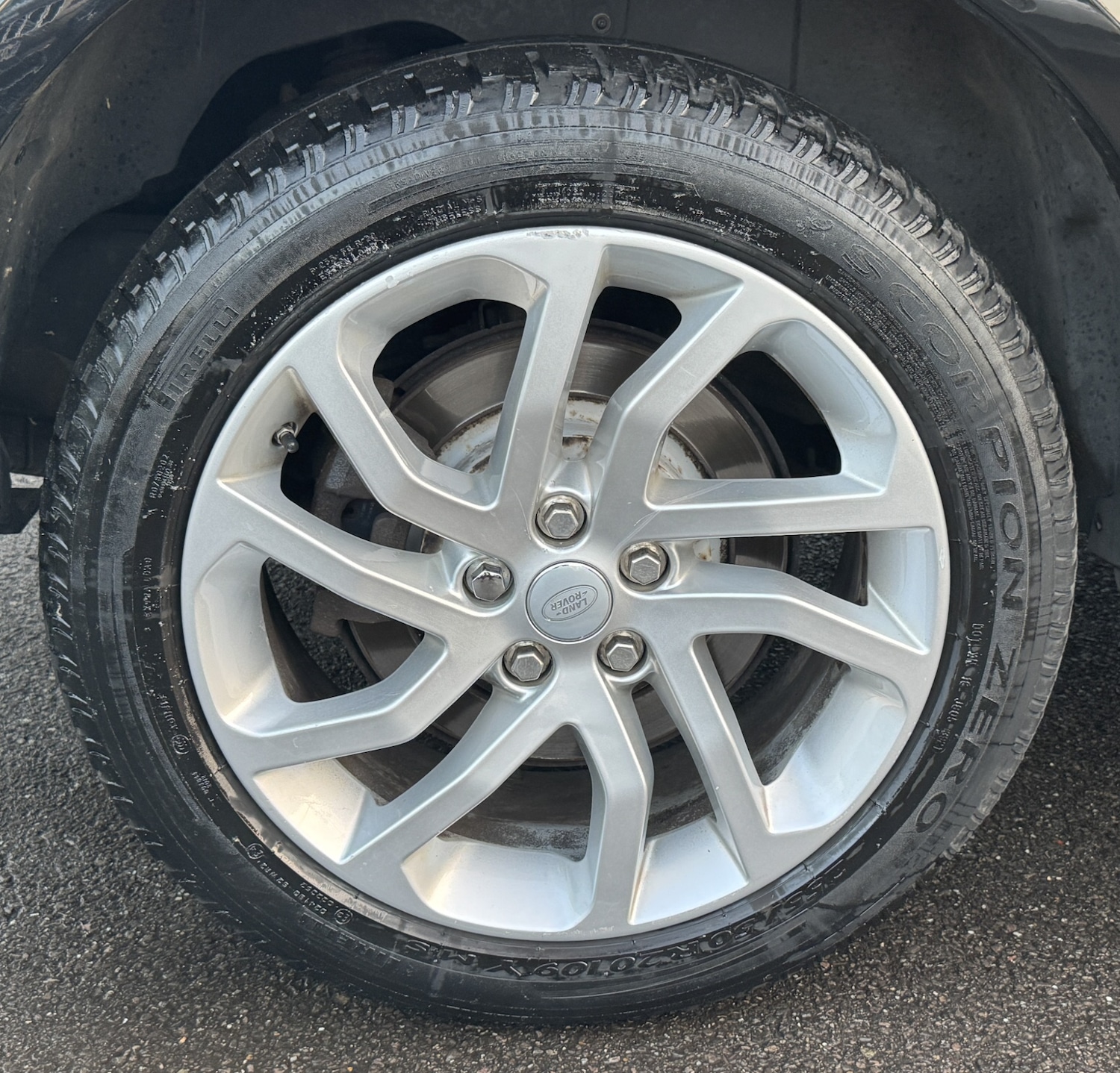 Used Land Rover Discovery 2016 for sale - 76218528: Photo 24