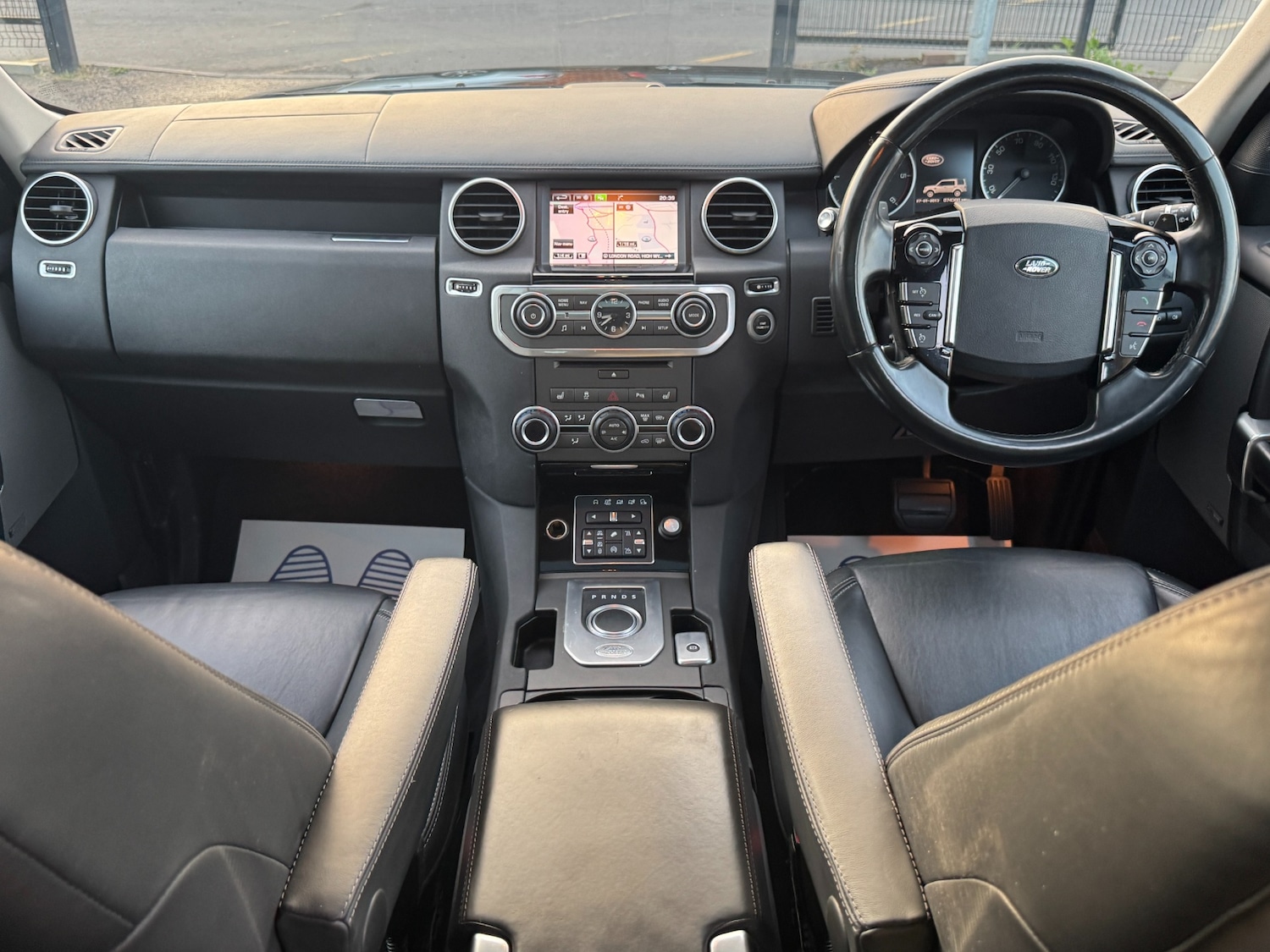 Used Land Rover Discovery 2016 for sale - 76218528: Photo 36