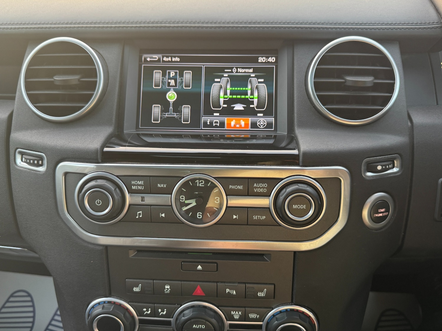 Used Land Rover Discovery 2016 for sale - 76218528: Photo 41