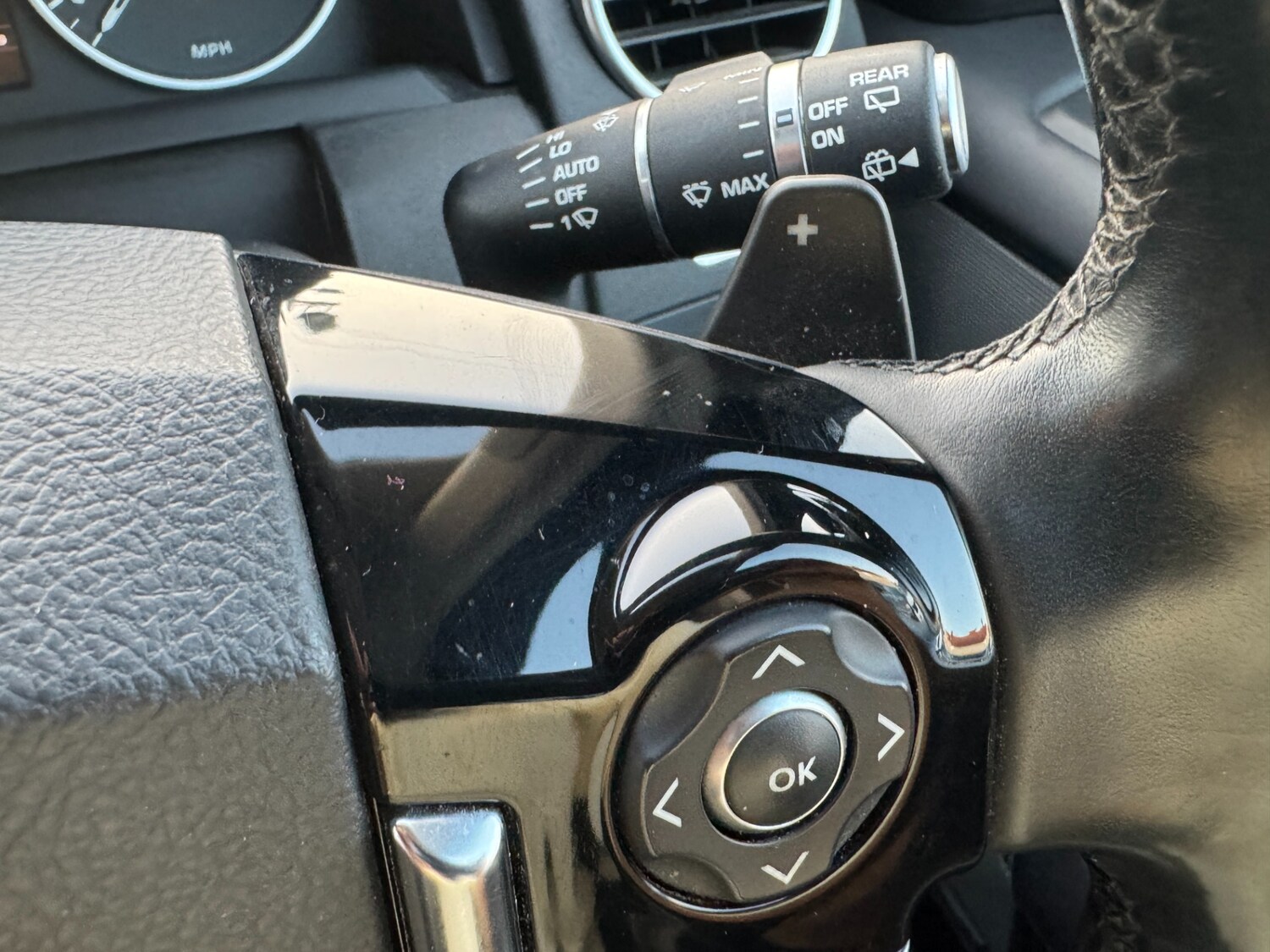 Used Land Rover Discovery 2016 for sale - 76218528: Photo 48