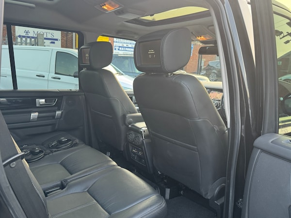 Used Land Rover Discovery 2016 for sale - 76218528: Photo 57