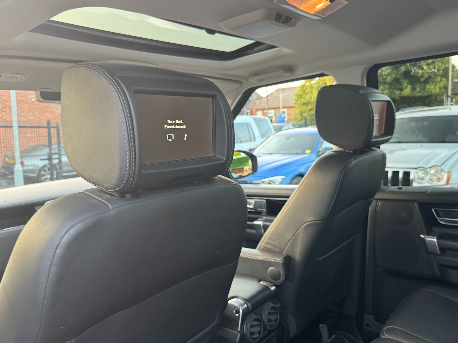 Used Land Rover Discovery 2016 for sale - 76218528: Photo 62