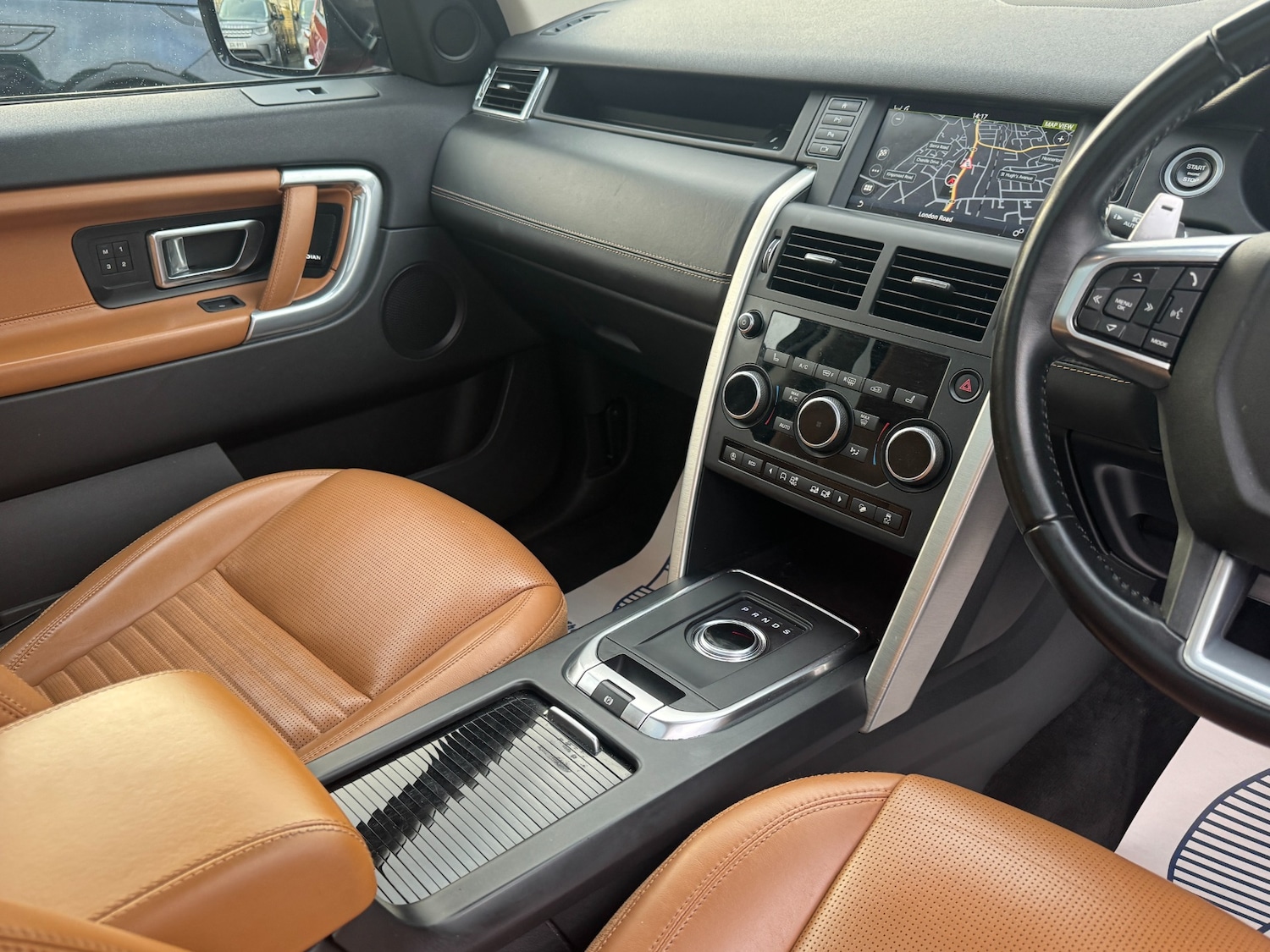 Used Land Rover Discovery Sport 2018 for sale - 77053405: Photo 34