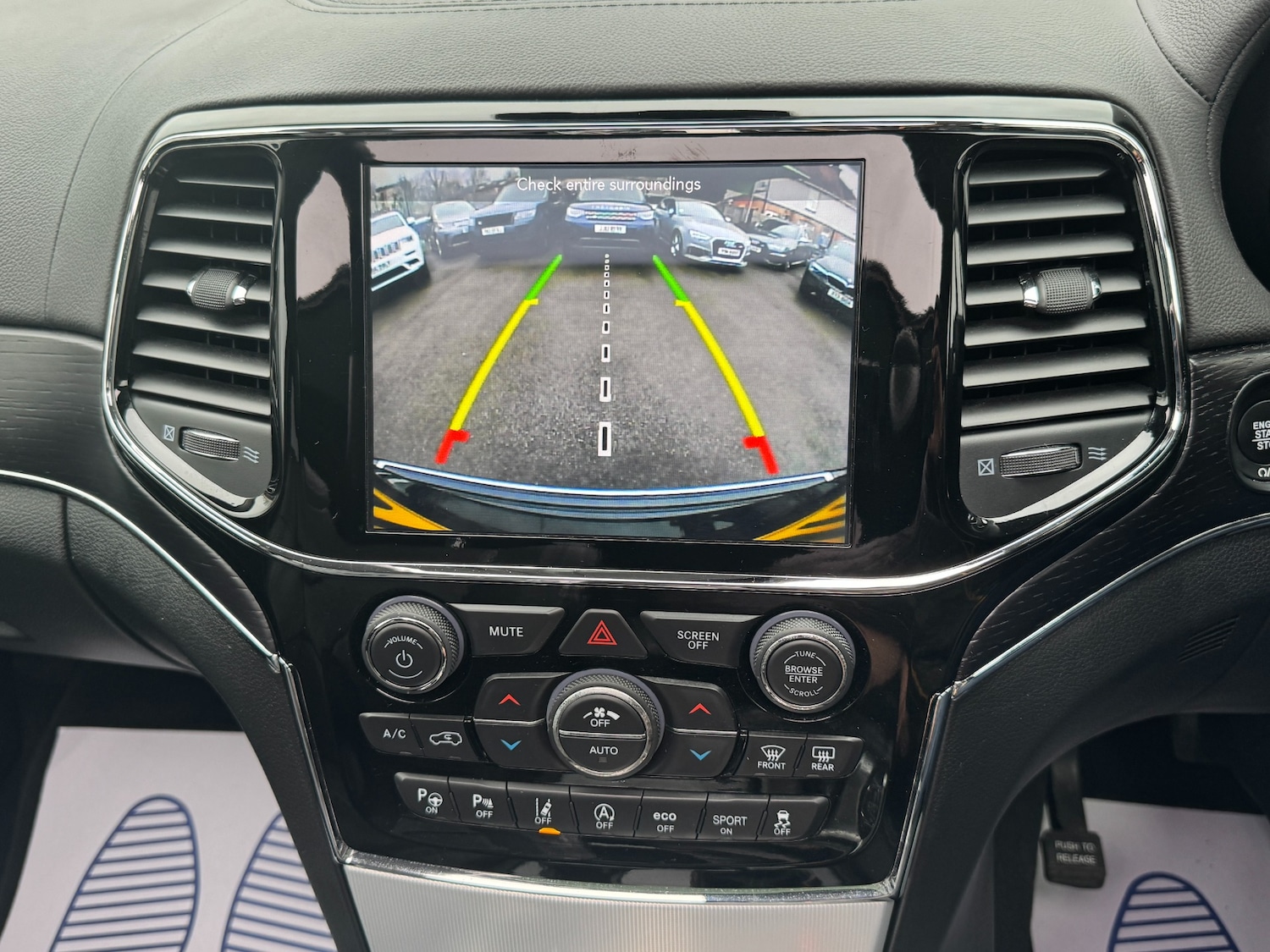 Used Jeep Grand Cherokee 2019 for sale - 77707476: Photo 39