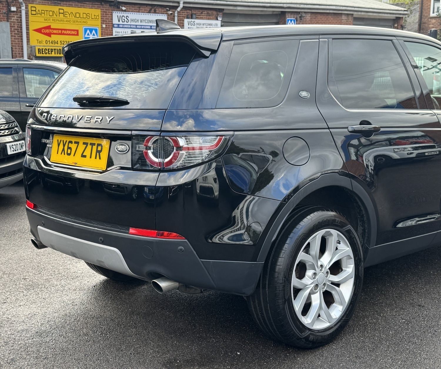 Used Land Rover Discovery Sport 2017 for sale - 76025965: Photo 17