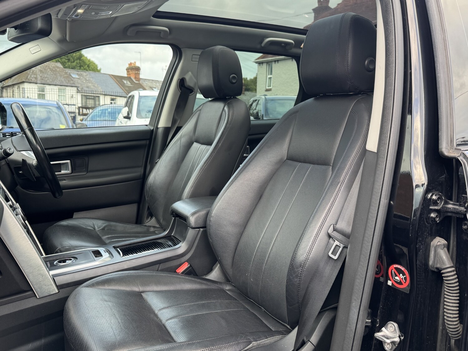 Used Land Rover Discovery Sport 2017 for sale - 76025965: Photo 28