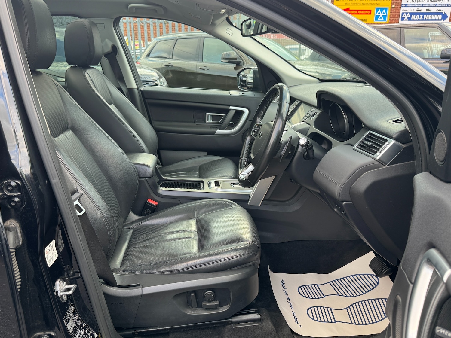 Used Land Rover Discovery Sport 2017 for sale - 76025965: Photo 30
