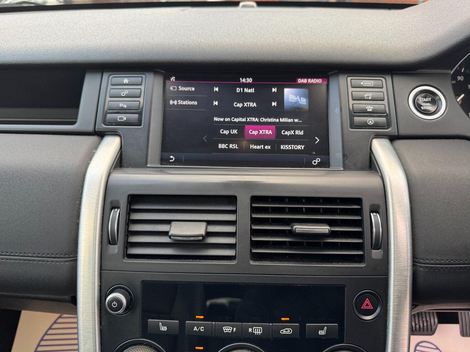 Used Land Rover Discovery Sport 2017 for sale - 76025965: Photo 42
