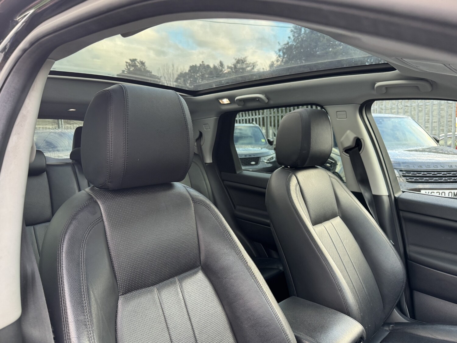 Used Land Rover Discovery Sport 2017 for sale - 76025965: Photo 54