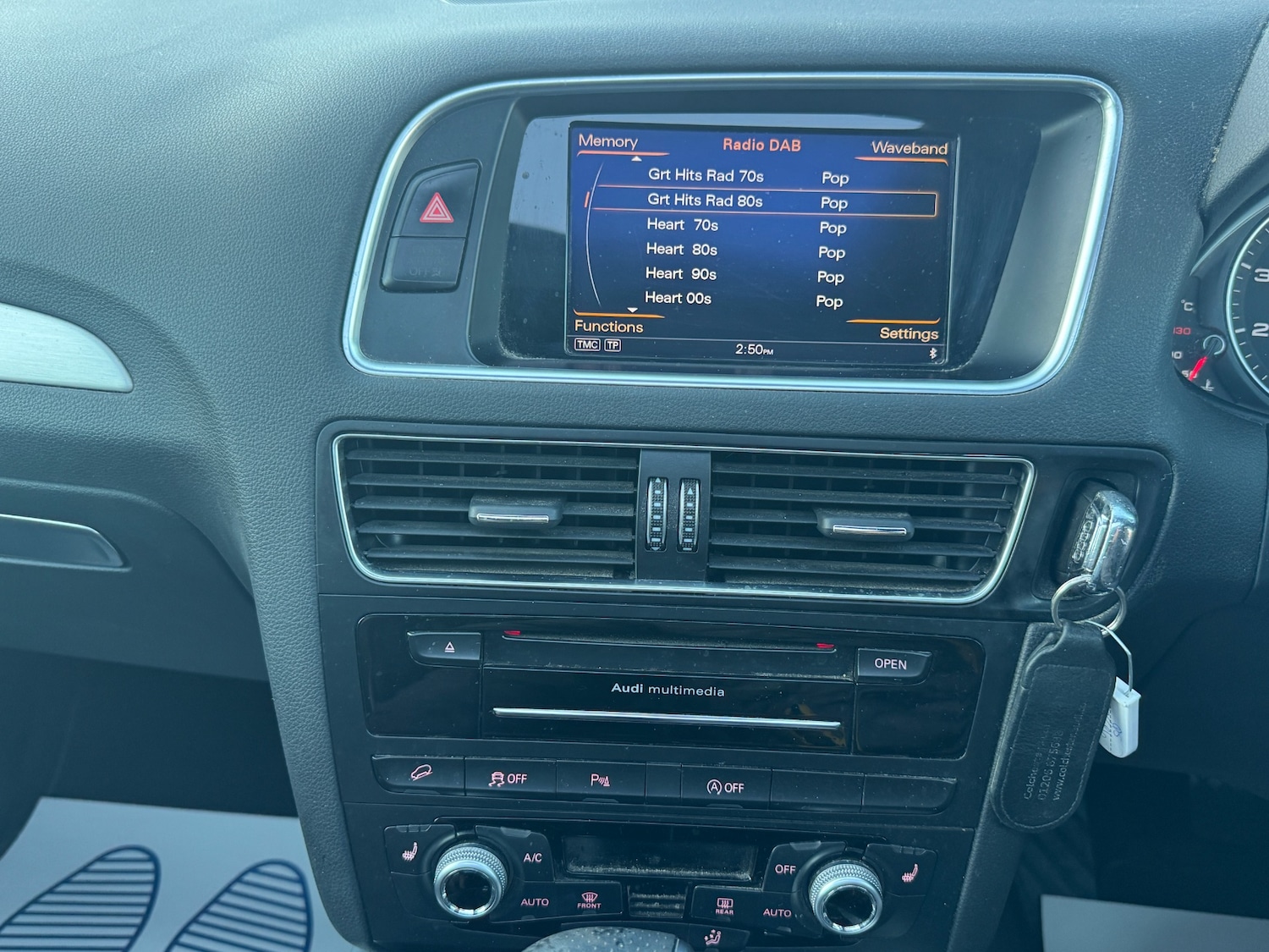 Used Audi Q5 2016 for sale - 76762200: Photo 41