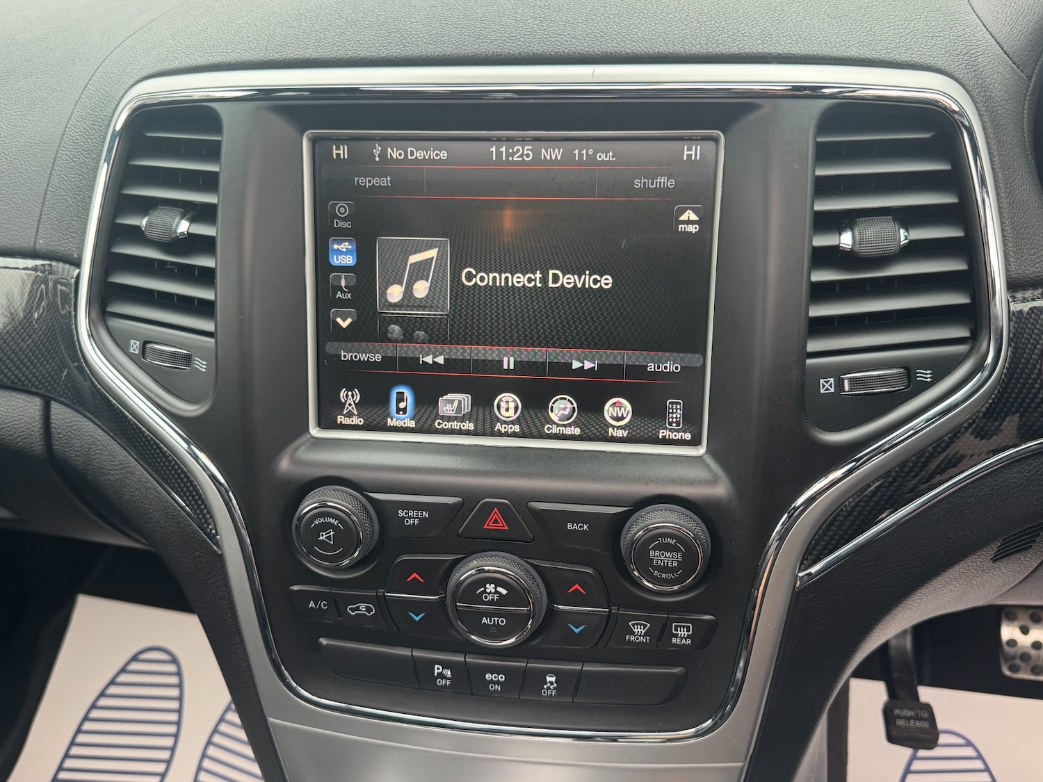 Used Jeep Grand Cherokee 2017 for sale - 77363885: Photo 47