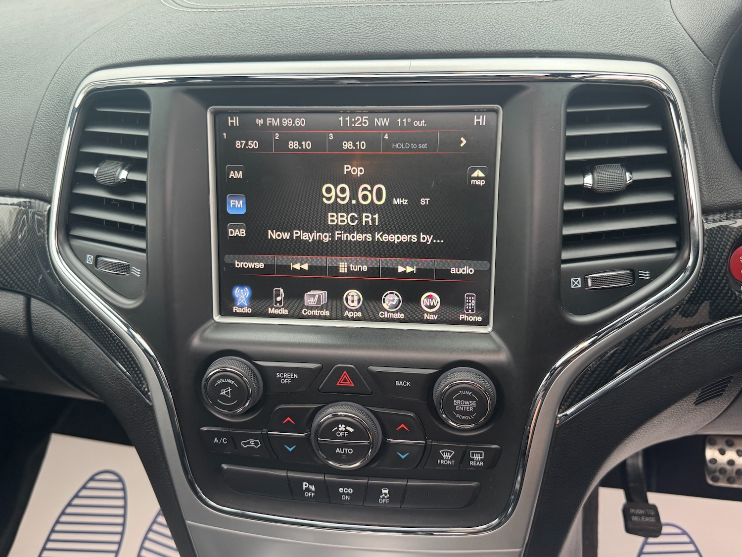 Used Jeep Grand Cherokee 2017 for sale - 77363885: Photo 48