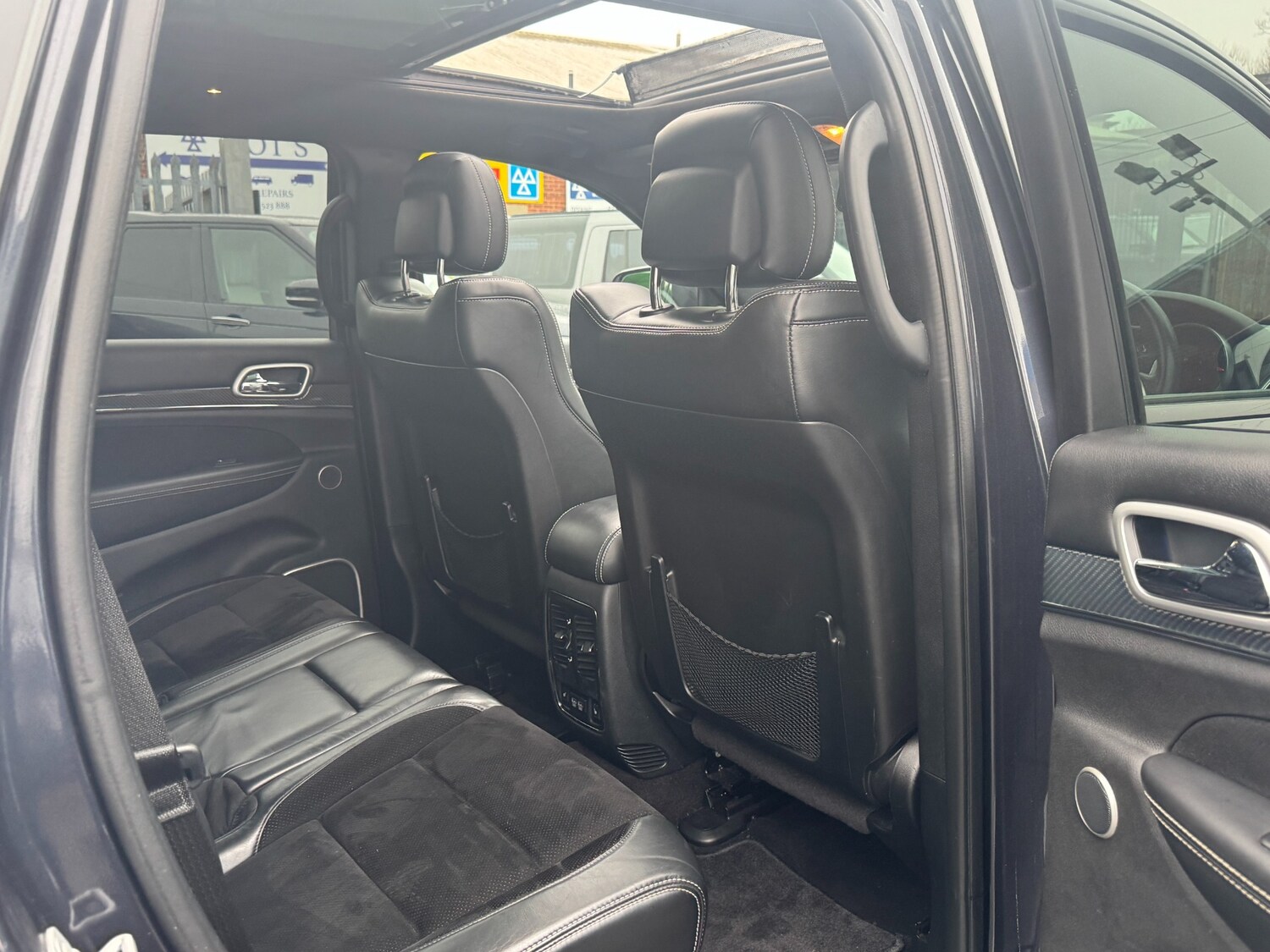 Used Jeep Grand Cherokee 2017 for sale - 77363885: Photo 61