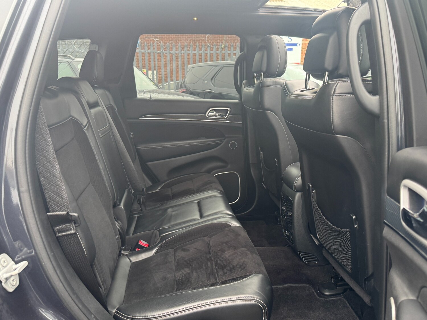 Used Jeep Grand Cherokee 2017 for sale - 77363885: Photo 63