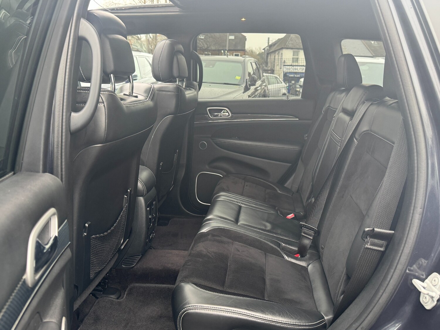 Used Jeep Grand Cherokee 2017 for sale - 77363885: Photo 64