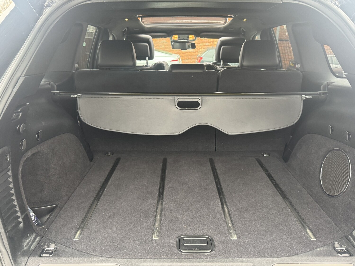 Used Jeep Grand Cherokee 2017 for sale - 77363885: Photo 65