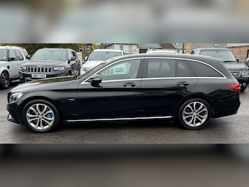 Used Mercedes-Benz C-Class 2016 for sale - 76250270: Photo