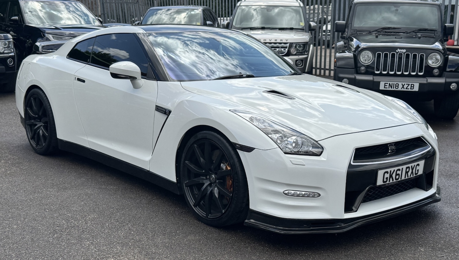 Used Nissan GT-R 2011 for sale - 76578243: Photo 9