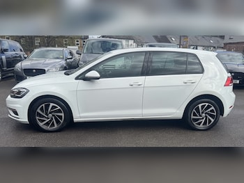 Used Volkswagen Golf 2019 for sale - 78381620: Photo