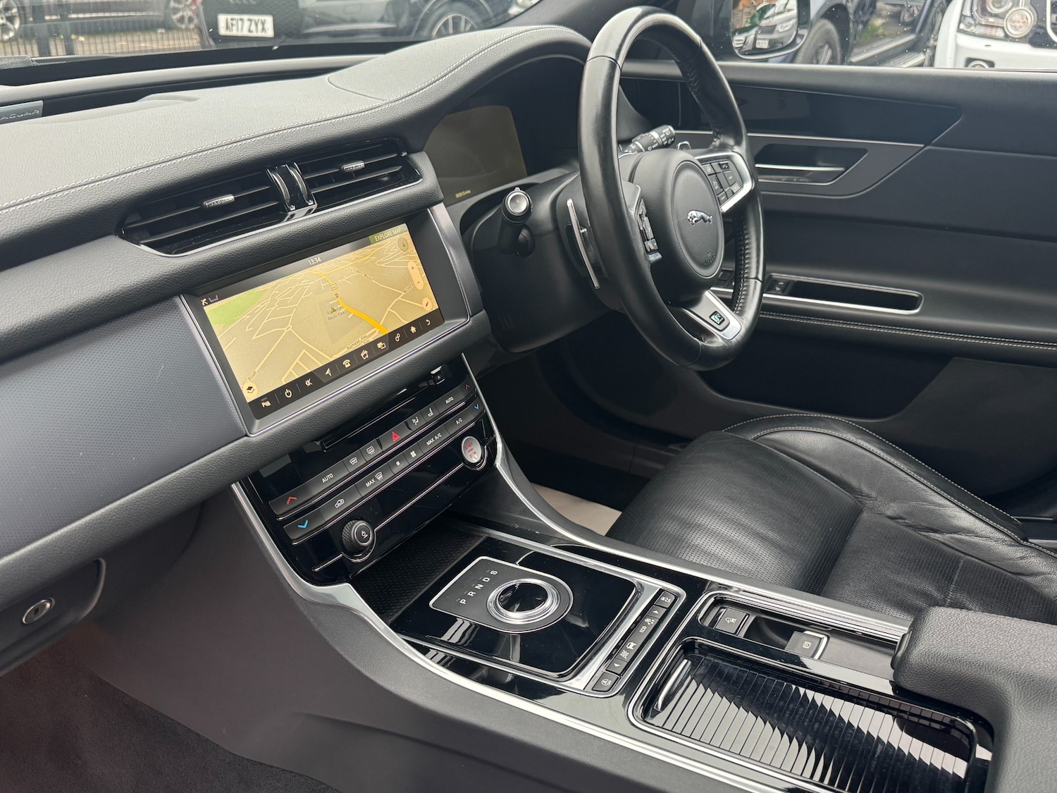 Used Jaguar XF 2017 for sale - 76611119: Photo 37